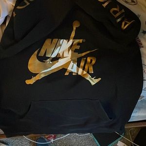 Mens XL hoodie. Air Jordan. Lightly used (very good condition).